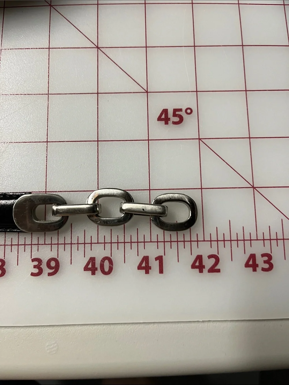 FOSSIL Contemporary Black Leather Chain-Link Waist Belt with Silver Hardware L